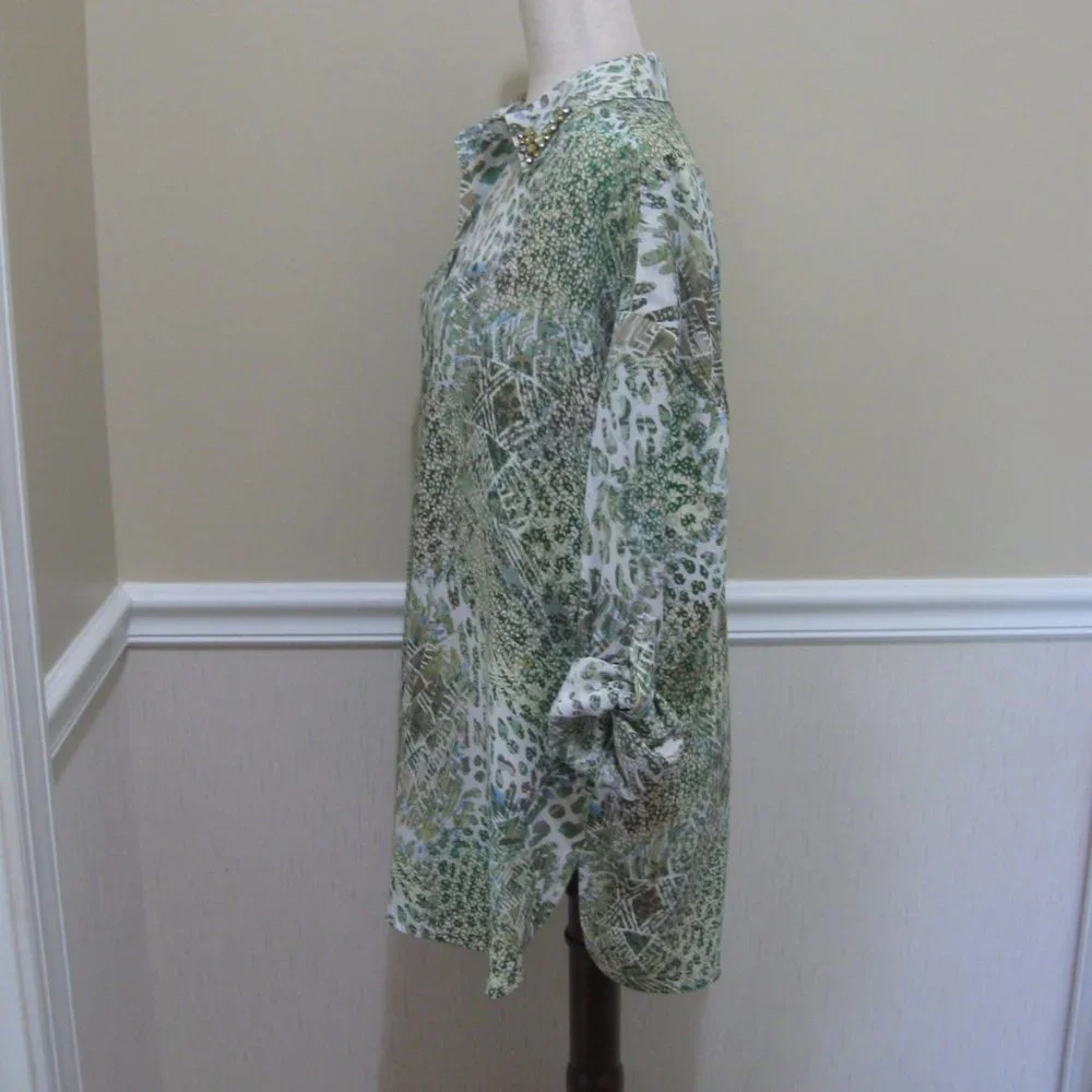 Chicos Animal Print Chiffon Tunic Blouse sz M Jeweled Collar Green Beige - Picture 6 of 12